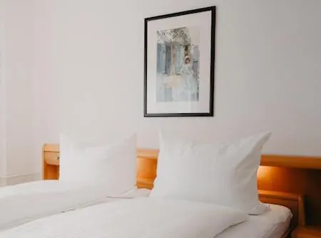 Hotel-gasthof Zur Krone * Waldaschaff