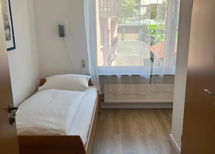 Hotel-gasthof Zur Krone 酒店 *