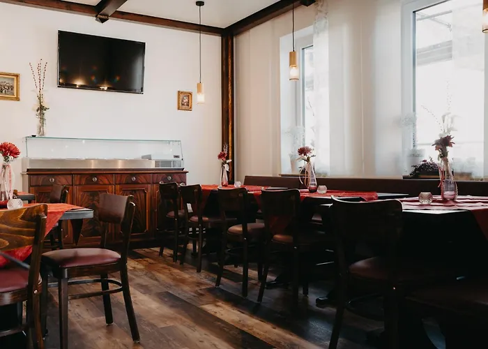 Hotel-gasthof Zur Krone 酒店 Waldaschaff